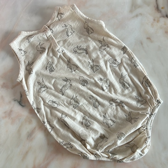 Rylee + Cru bunny print onesie bubble romper unisex. 12-18 month - Picture 4 of 4
